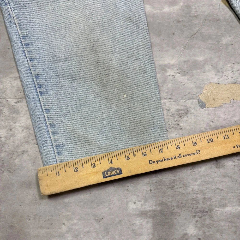 Vintage Levis 550 Orange Tab Relaxed Fit Tapered Leg Light Wash Jeans 33x30